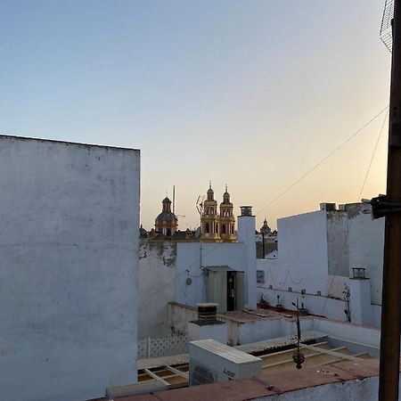 Beautiful Apartment In Historic City Center Seville Exterior photo