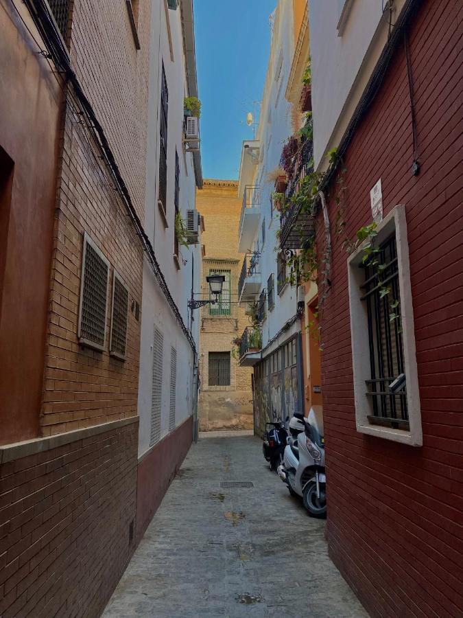 Beautiful Apartment In Historic City Center Seville Exterior photo